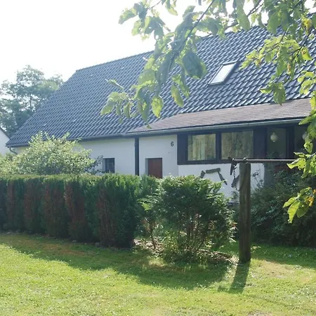 3 Bedroom Beautiful In Zechin- Friedrichsaue Holiday home