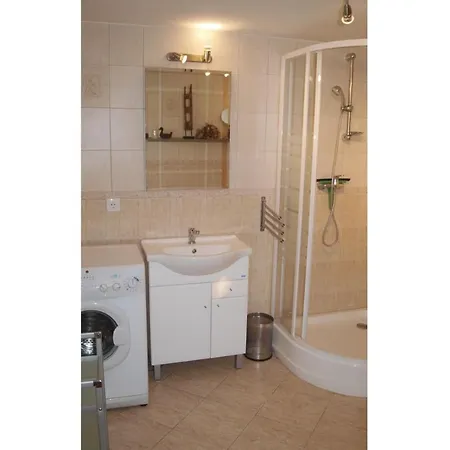 Holiday home 3 Bedroom Beautiful In Zechin- Friedrichsaue Seeland