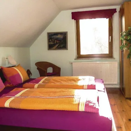 Holiday home 3 Bedroom Beautiful In Zechin- Friedrichsaue Seeland