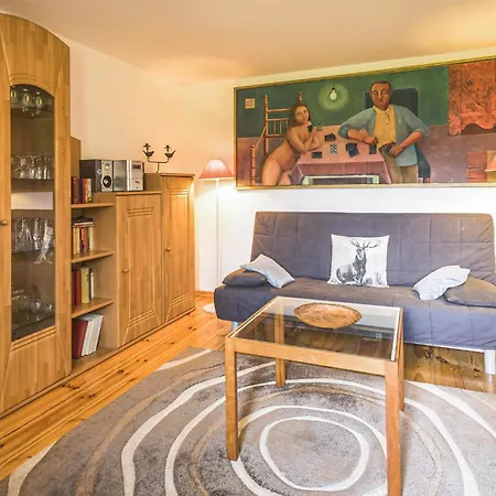 Holiday home 3 Bedroom Beautiful In Zechin- Friedrichsaue Seeland