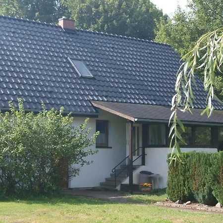 Holiday home 3 Bedroom Beautiful In Zechin- Friedrichsaue